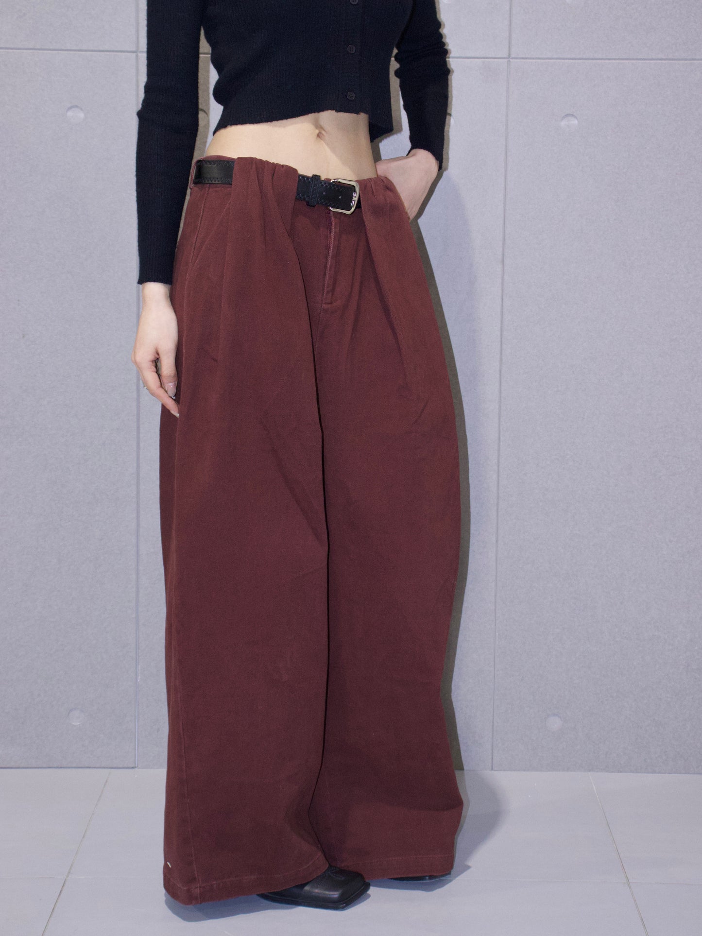 Pleated Wide Leg Jean with Belt