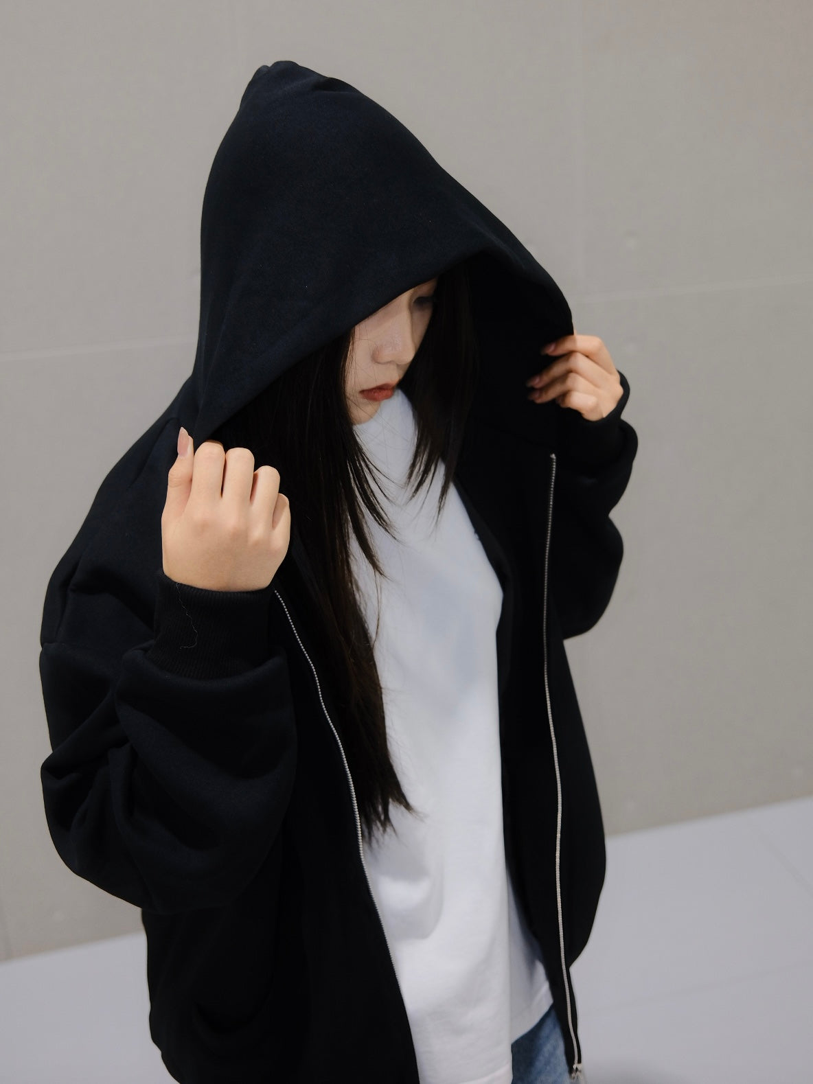 Heavyweight Zip Hoodie in Black