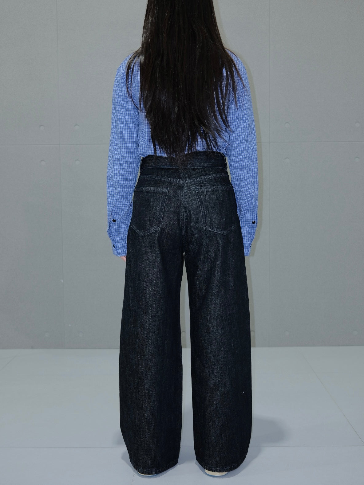 Barrel Leg Jeans with Belt