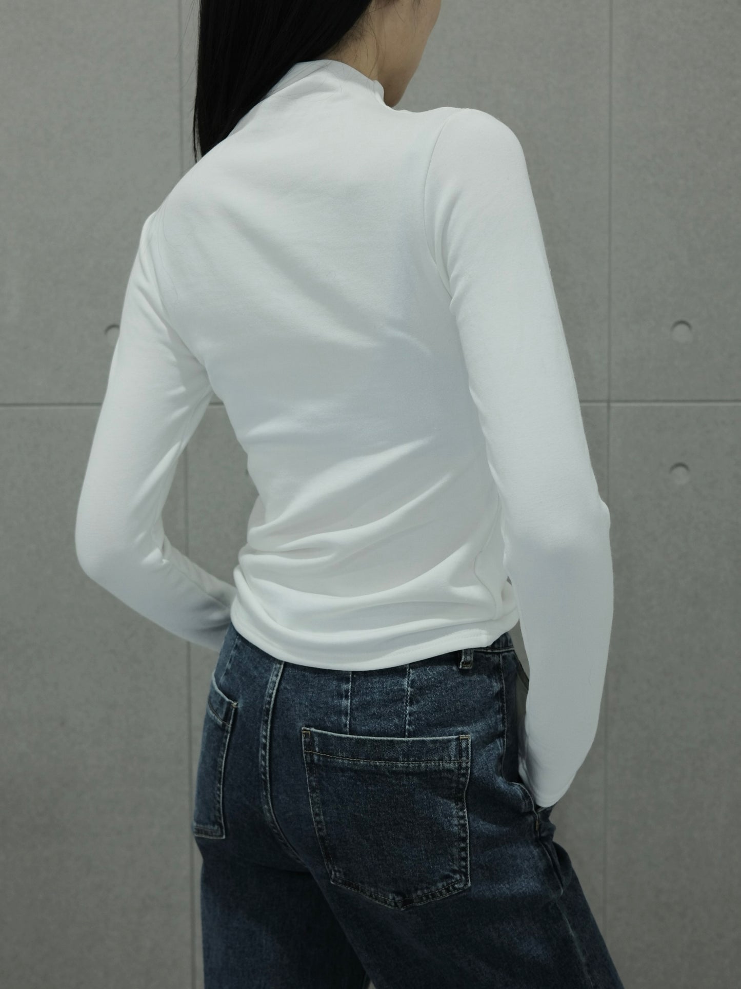 Fitted Mockneck Longsleeve Top