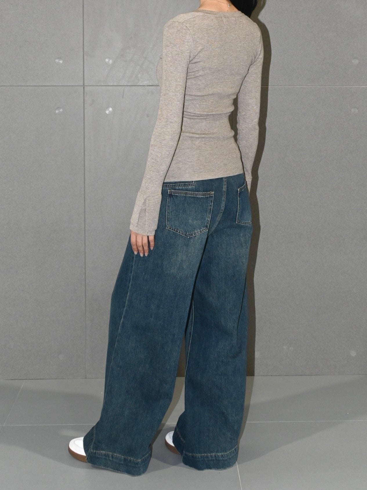 Contour Wide Leg Jeans