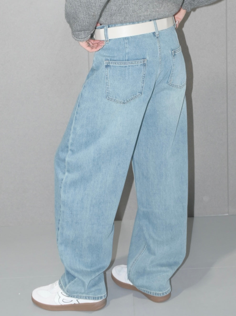 Contrast Wide Leg Jean